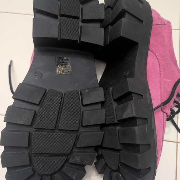 Stylish Steve Madden Derby Pink Platform Women's Shoes - Picture 6 of 7